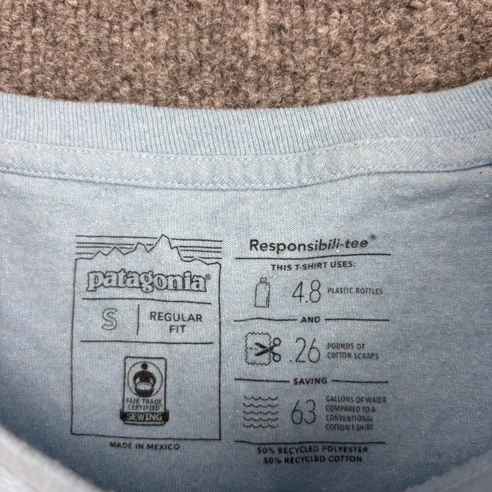 Patagonia‎ T Shirt Mens Small Light Blue Responsibili-Tee P-6 Logo Crewneck